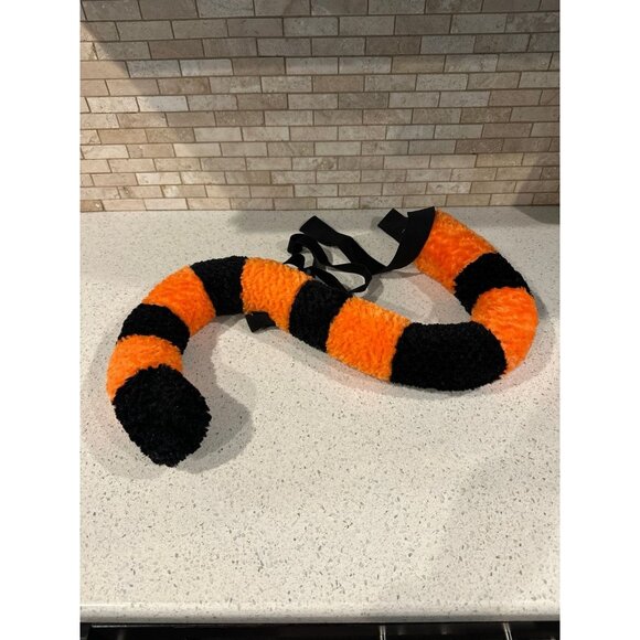 Nwt Disney Parks Halloween TIGGER Costume Furry Plush Tail Rare HTF - Picture 1 of 2